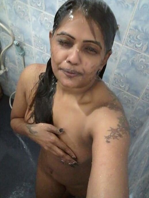 PROSTITUTE NAKED