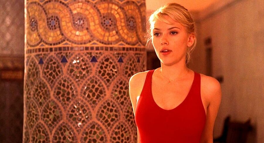 Scarlett Johansson Scoop