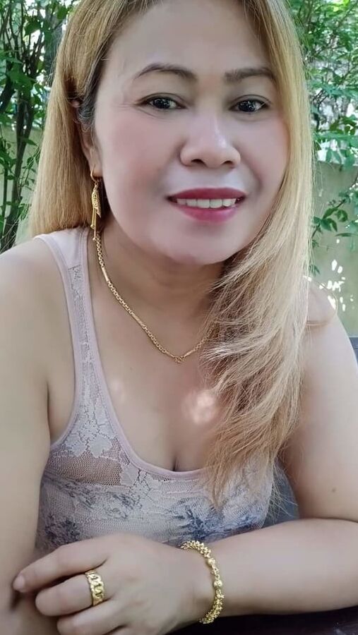 Ibu cantik tetek besar