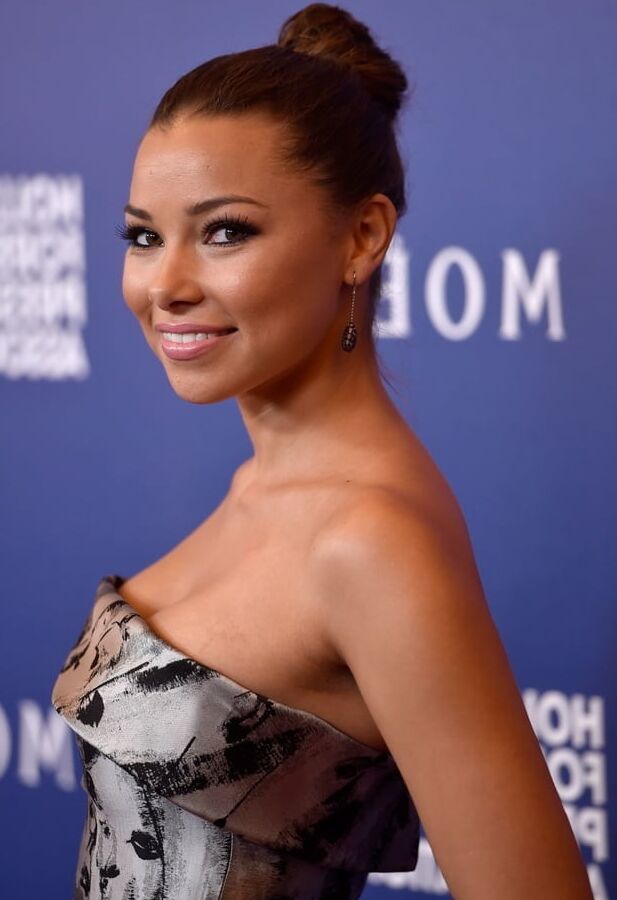 Jessica Parker Kennedy Being A Whore