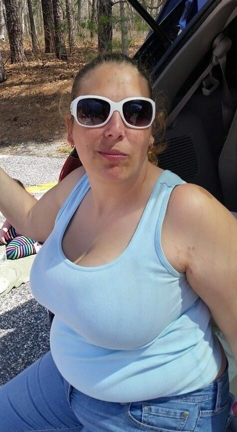 Saggy white trash nn