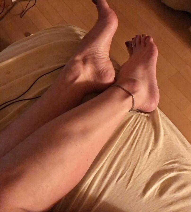 Footjob Alelucena