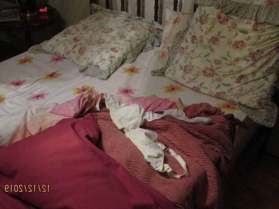 Annick... A sa demande, et pour vous faire bander...