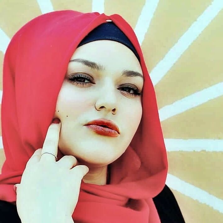 Turk turbanli hijab koylu salvarli dolgun azgin ayak memeler