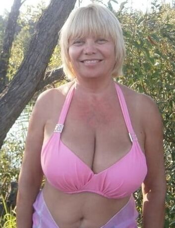 Chubby tits