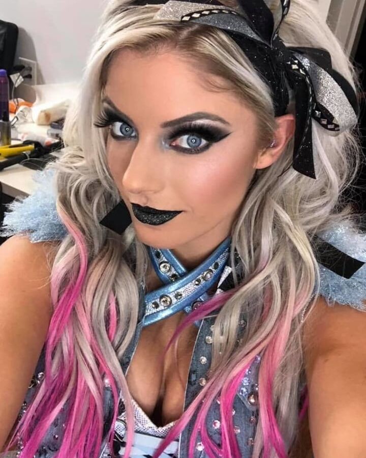 Celebrity Wank Target (Alexa Bliss)