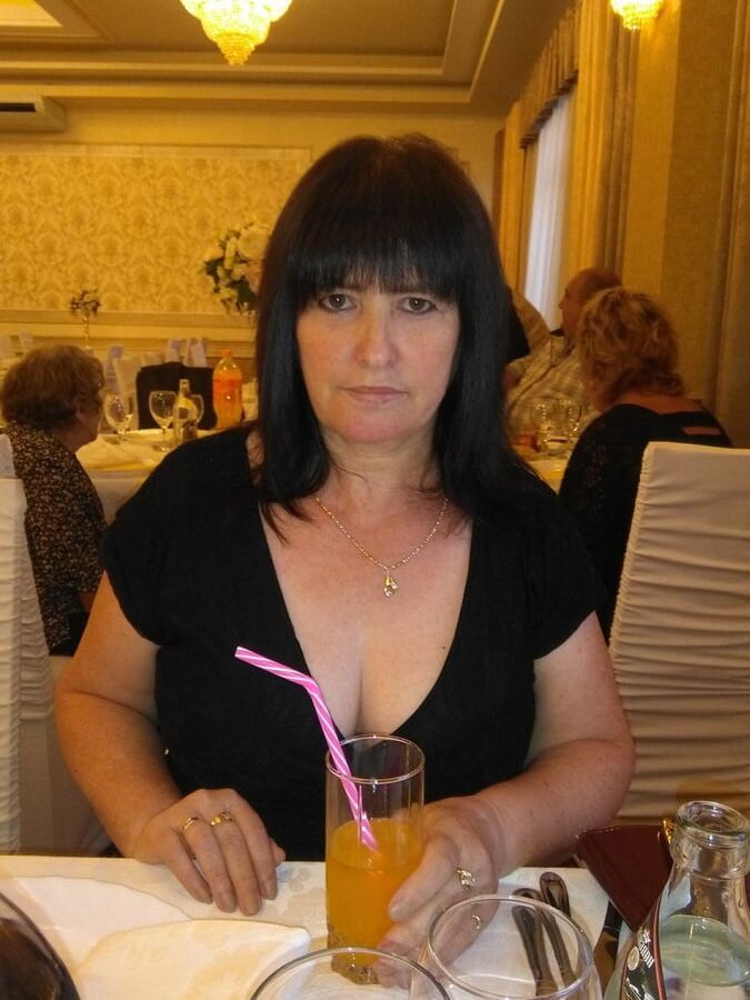 ROU ROMANIAN MILFS ROMANIAN MOMS ARE WHORES