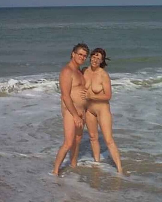 . Florida couple nude