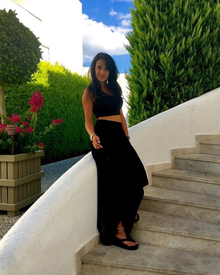 Sexy Turkish Hilal