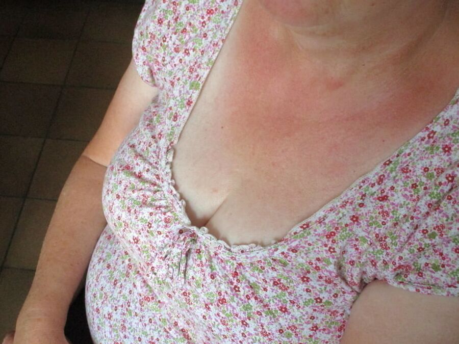 Annick... A sa demande, et pour vous faire bander...