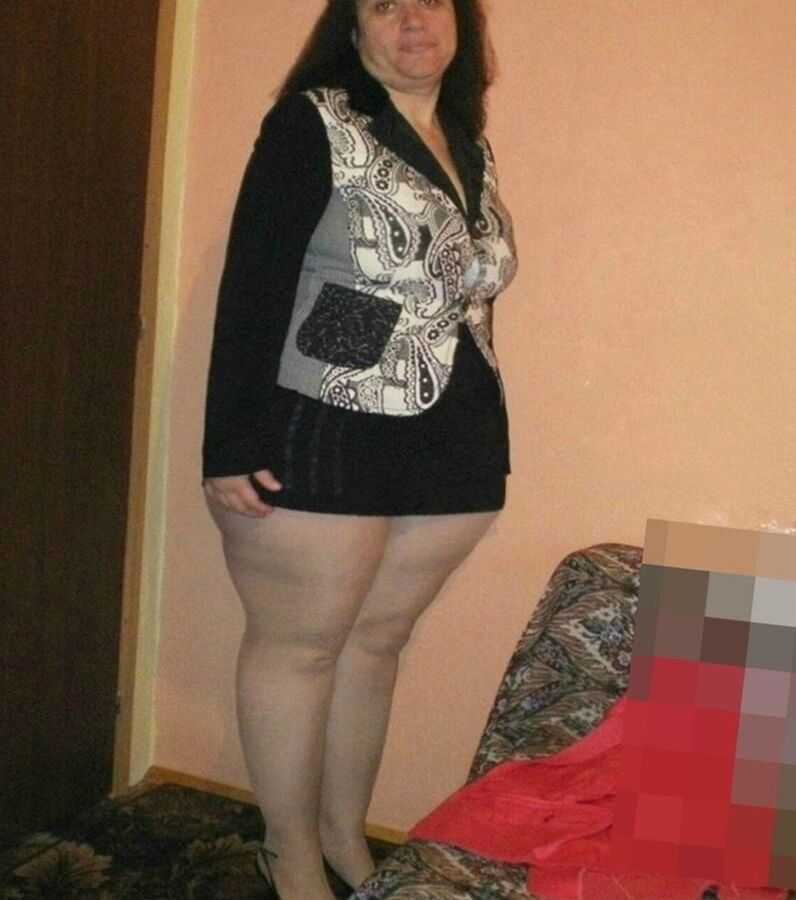 Maduras belas pernas, bunda e mama