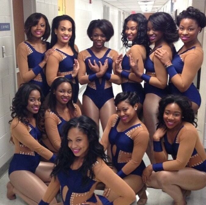 cheerleaders and dance teams in pantyhose