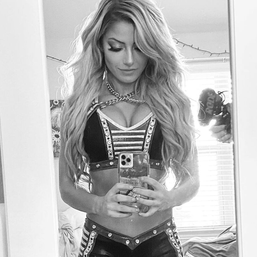 Celebrity Wank Target (Alexa Bliss)