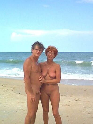 . Florida couple nude