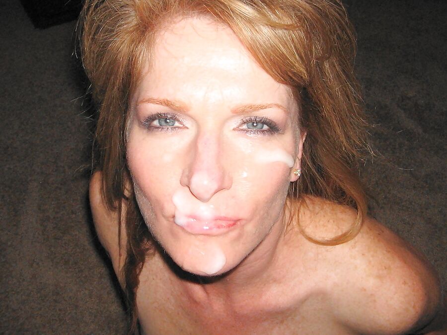 Wifes with blur face .