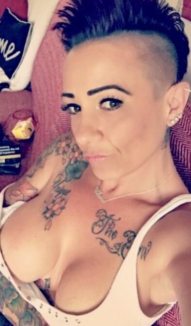Busty MILF: Claire
