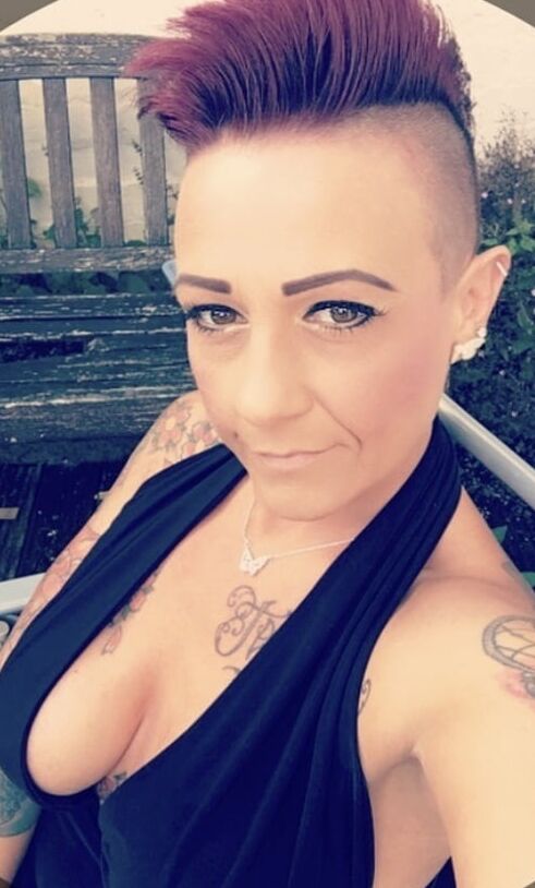 Busty MILF: Claire