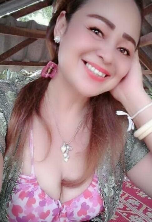 Whore mom pussy