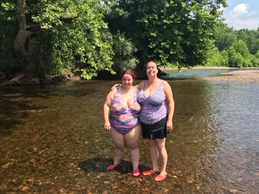 Saggy white trash nn