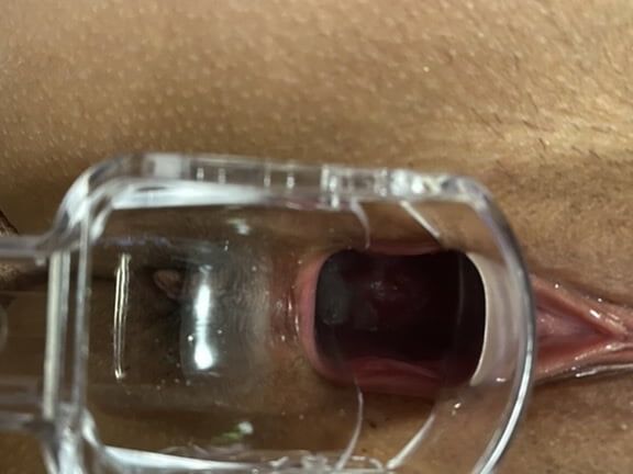 Slut wife pussy show