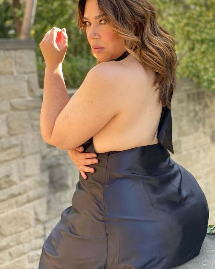BBW DRESSED