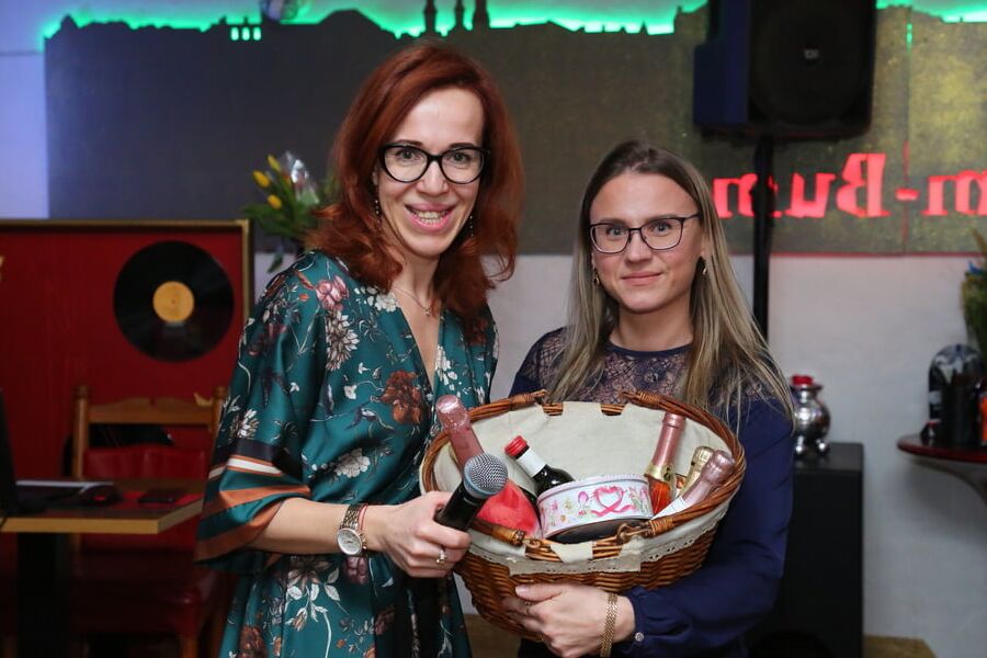 Lena Popova Elena Popova