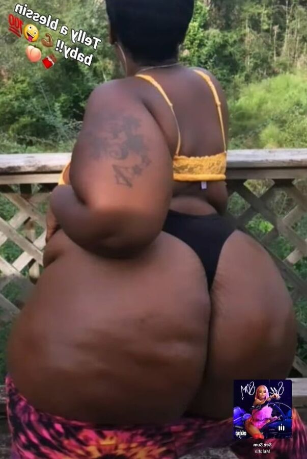Big body chunky legged mega booty wide hip bbw pear chantel