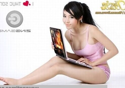 Viet girl Elly Tran Ha