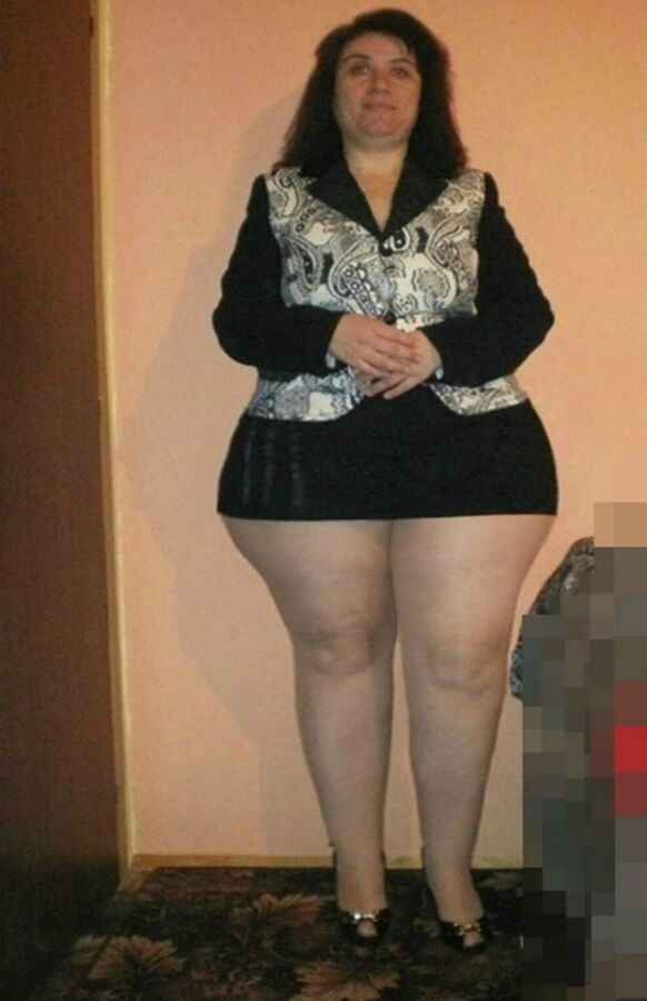 Maduras belas pernas, bunda e mama