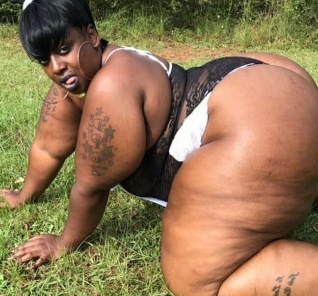Big body chunky legged mega booty wide hip bbw pear chantel