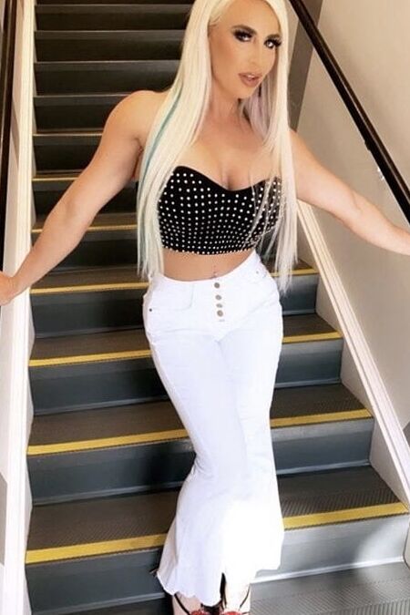 Dana brooke