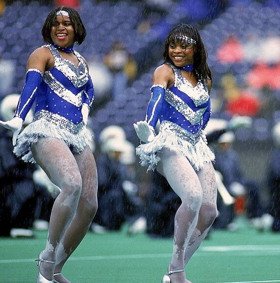 cheerleaders and dance teams in pantyhose
