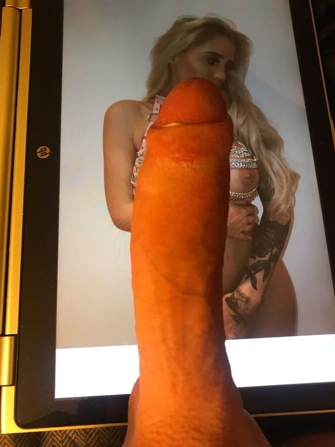 I love to serve Big Black Cocks