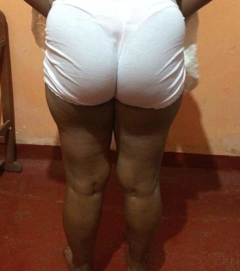 Friend&;s wife set