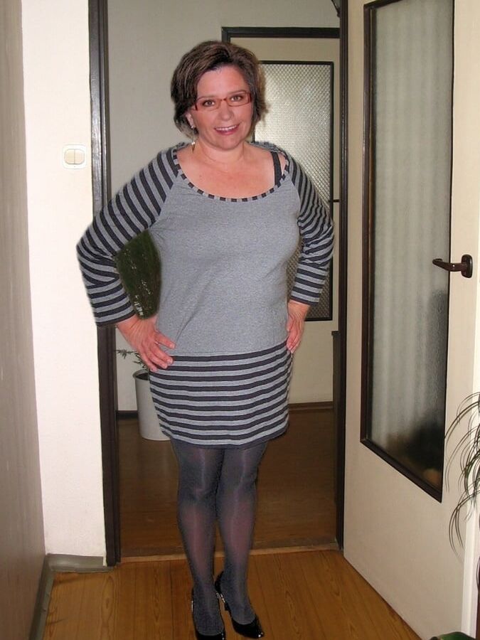 Cunts in Grey Pantyhose