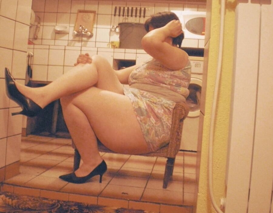 Maduras belas pernas, bunda e mama