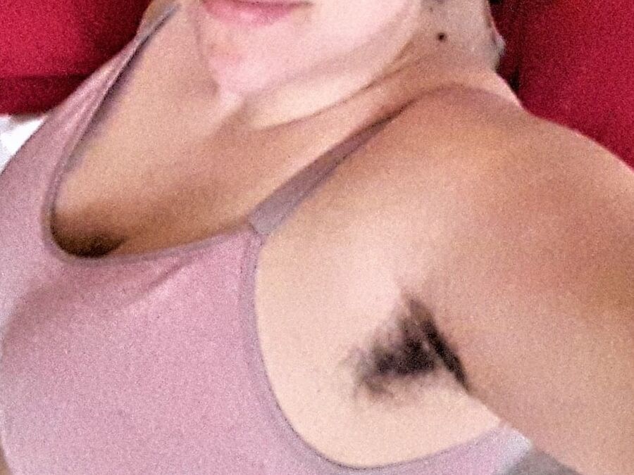 More hairy armpits Comment please!