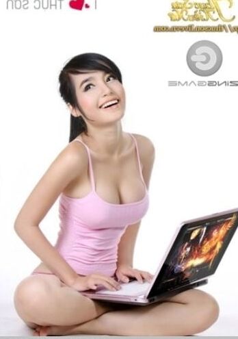 Viet girl Elly Tran Ha