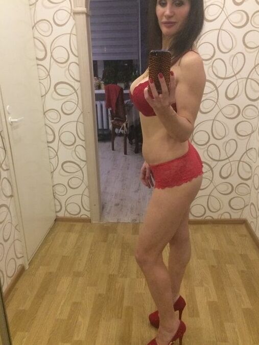 RUSSIANS MILFS: choose your fav