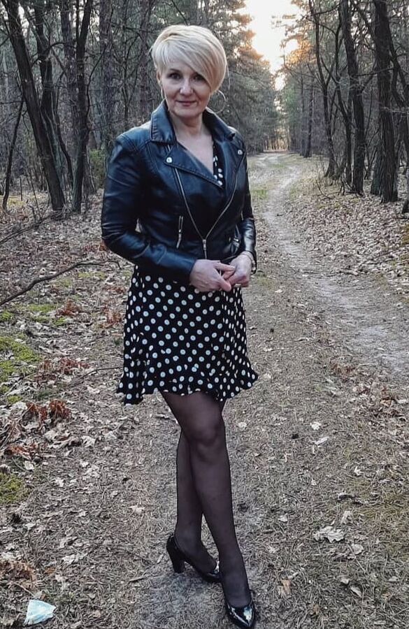 Horny amateur mom Renata in nylon and boots