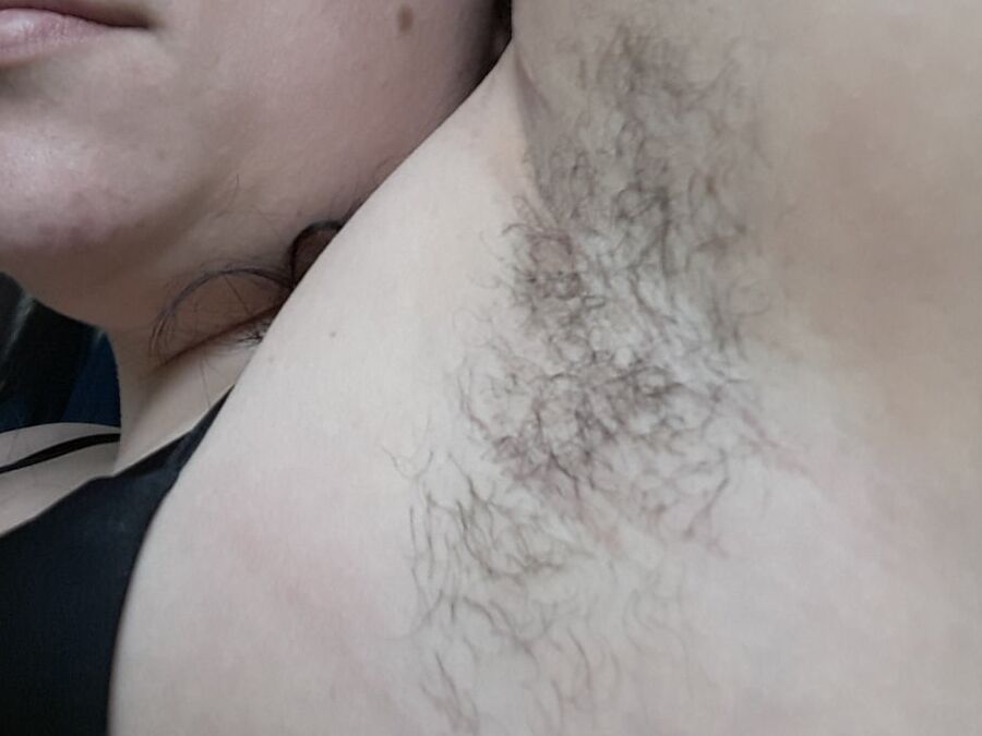 More hairy armpits Comment please!
