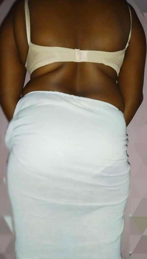 Friend&;s wife set