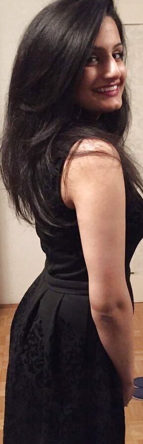 Desi webslut in need of repost and using