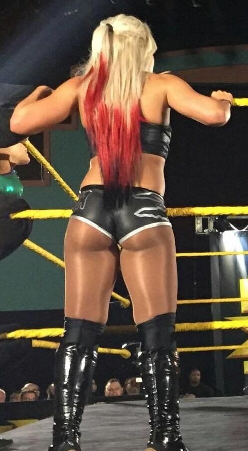 Celebrity Wank Target (Alexa Bliss)