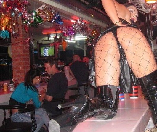 Hot photos ()