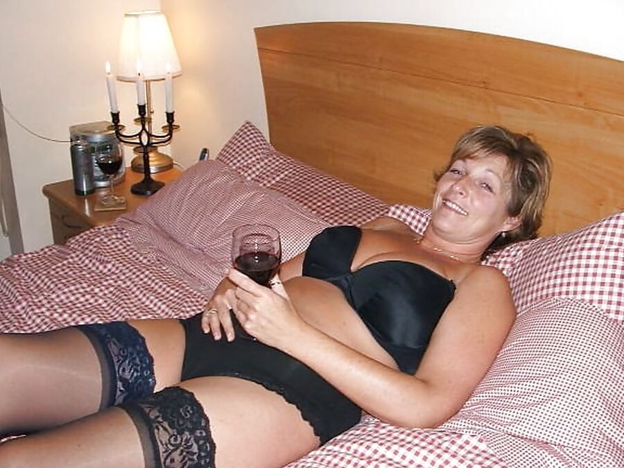 Big tits blonde milf in lingerie