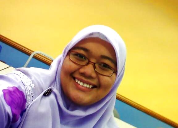 Ibu cantik tetek besar