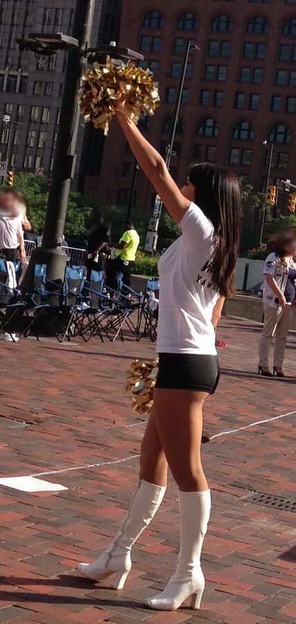 cheerleaders and dance teams in pantyhose
