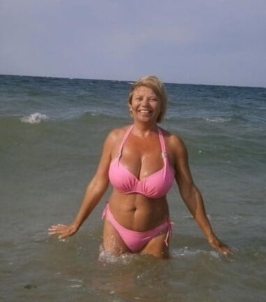 Chubby tits