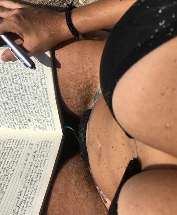 Wide variety of hairy hotness
